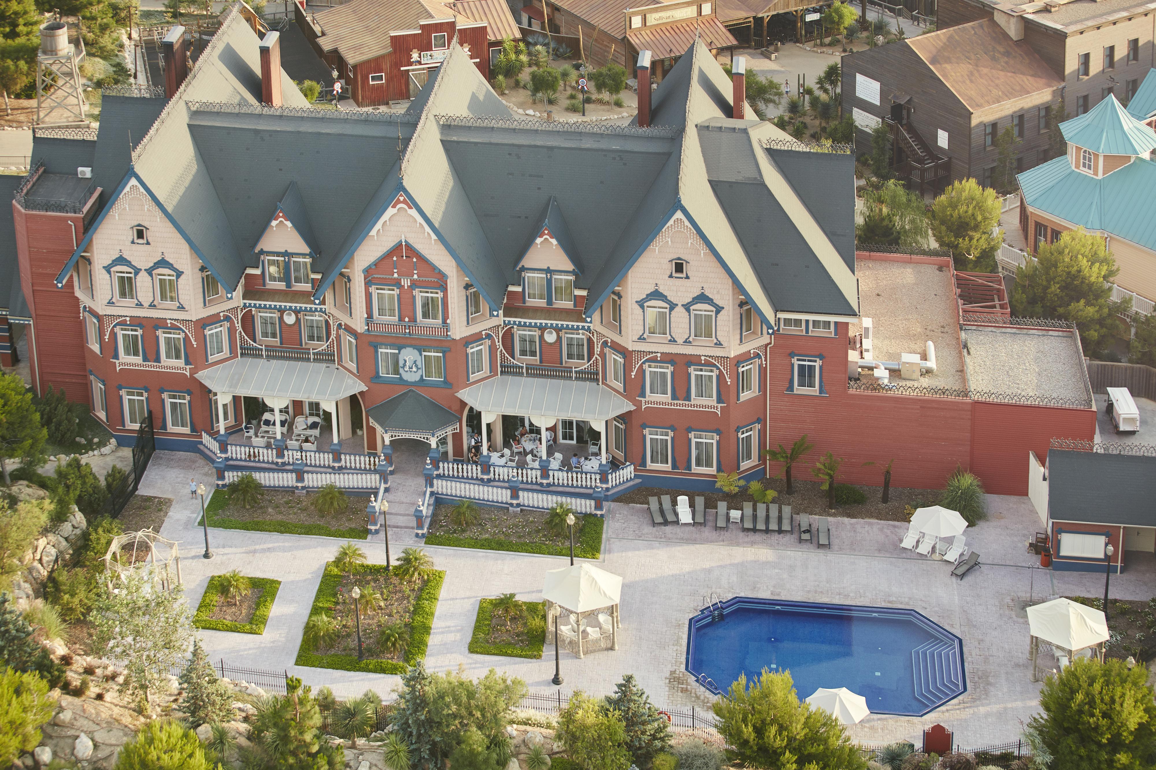 PortAventura Hotel Lucy's Mansion: Unlimited Park Access & Express Passes Salou Exterior photo